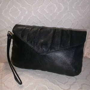 Aldo- Black Clutch